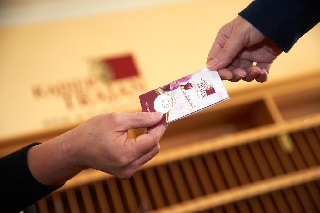 Kurhotel Kaiser Trajan Bad Goegging Luaran gambar